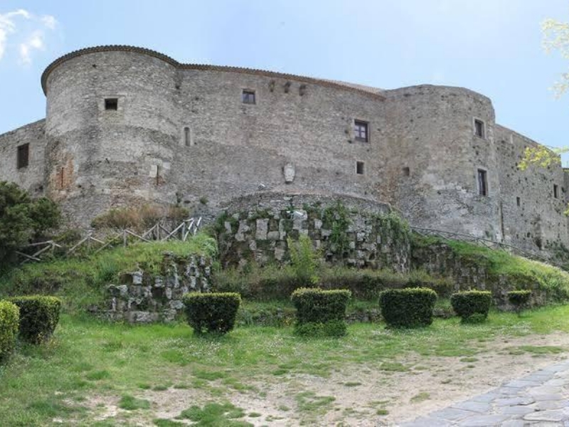 Historia y arte en Calabria Le terre di zoè